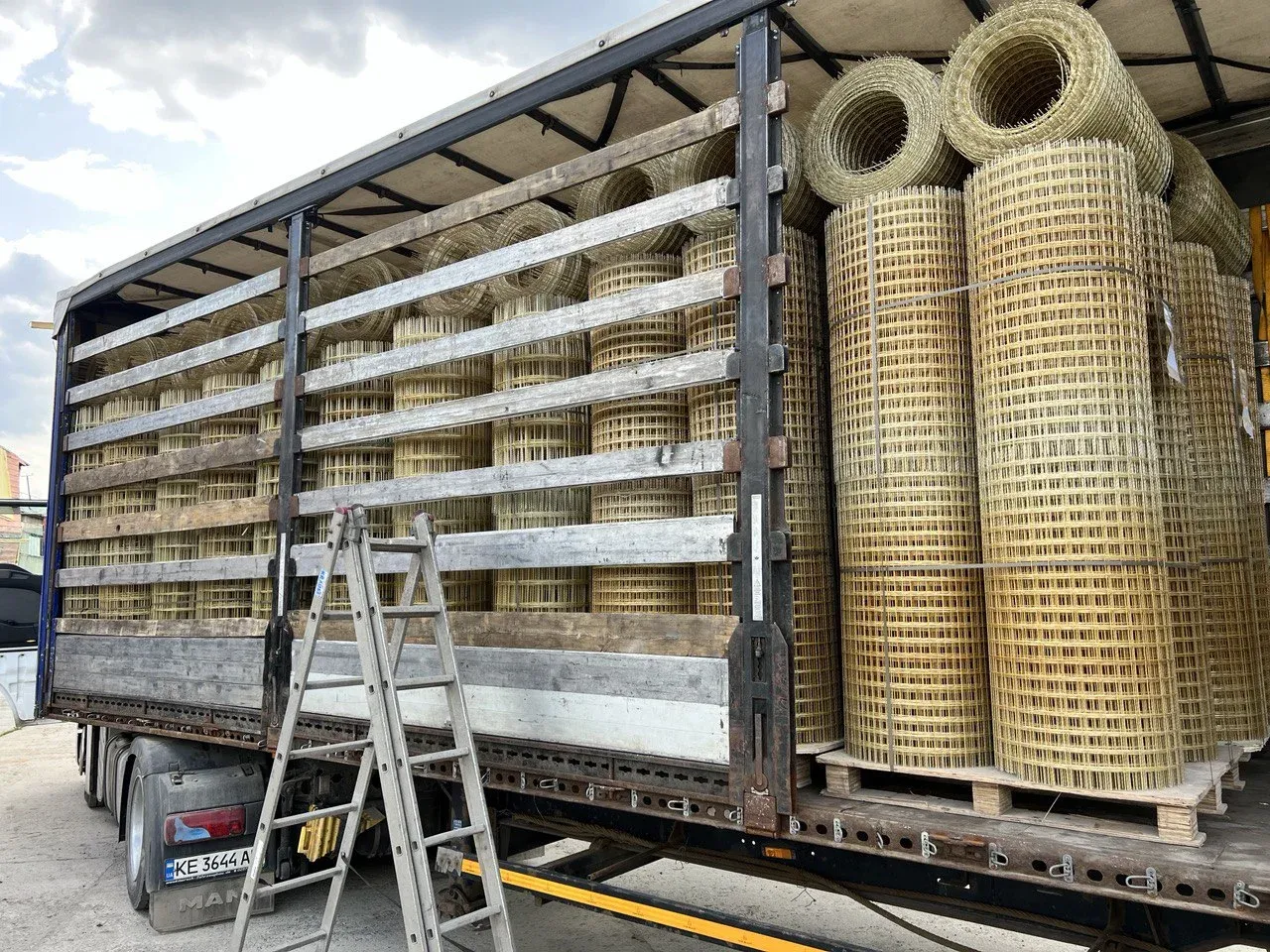 Композитна арматура та сітка REBAR на об’єкті